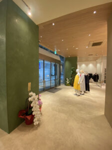 おしゃれな店舗の内装のポイントとは？左官材料にこだわってお店作りをすることで与えるか