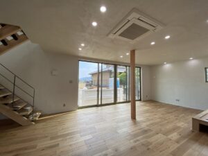 リビングにモールテックスを使用するメリットと魅力について