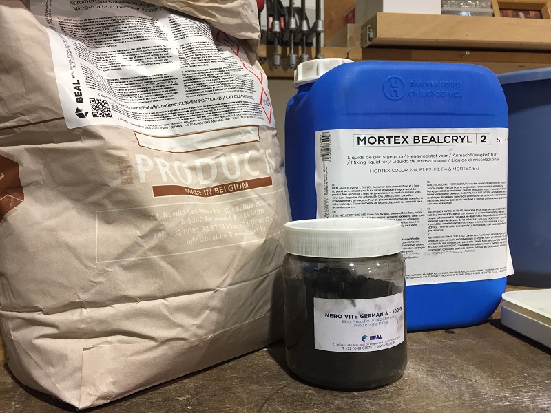 モールテックスの施工資料