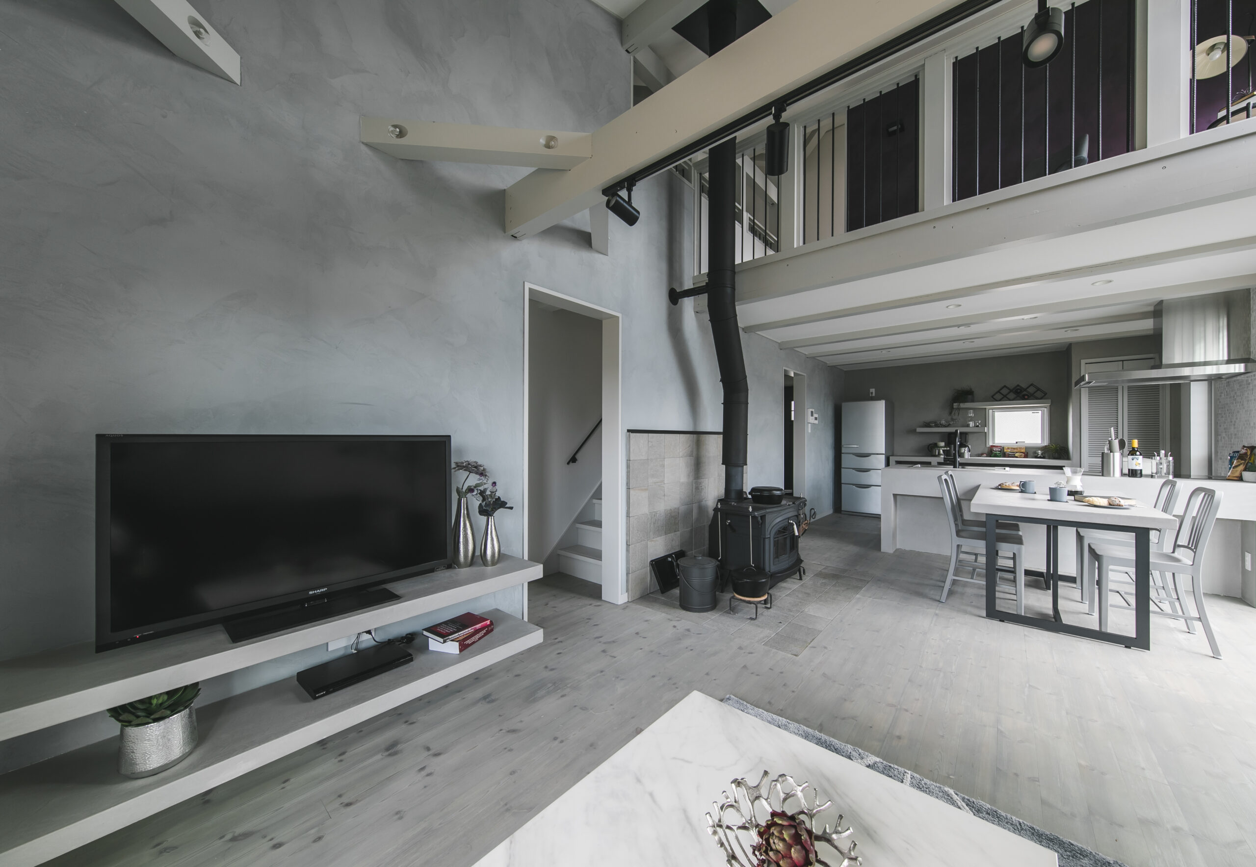 コンティニューオのページ、施工方法のページ