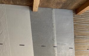 モールテックスにおける下地処理について