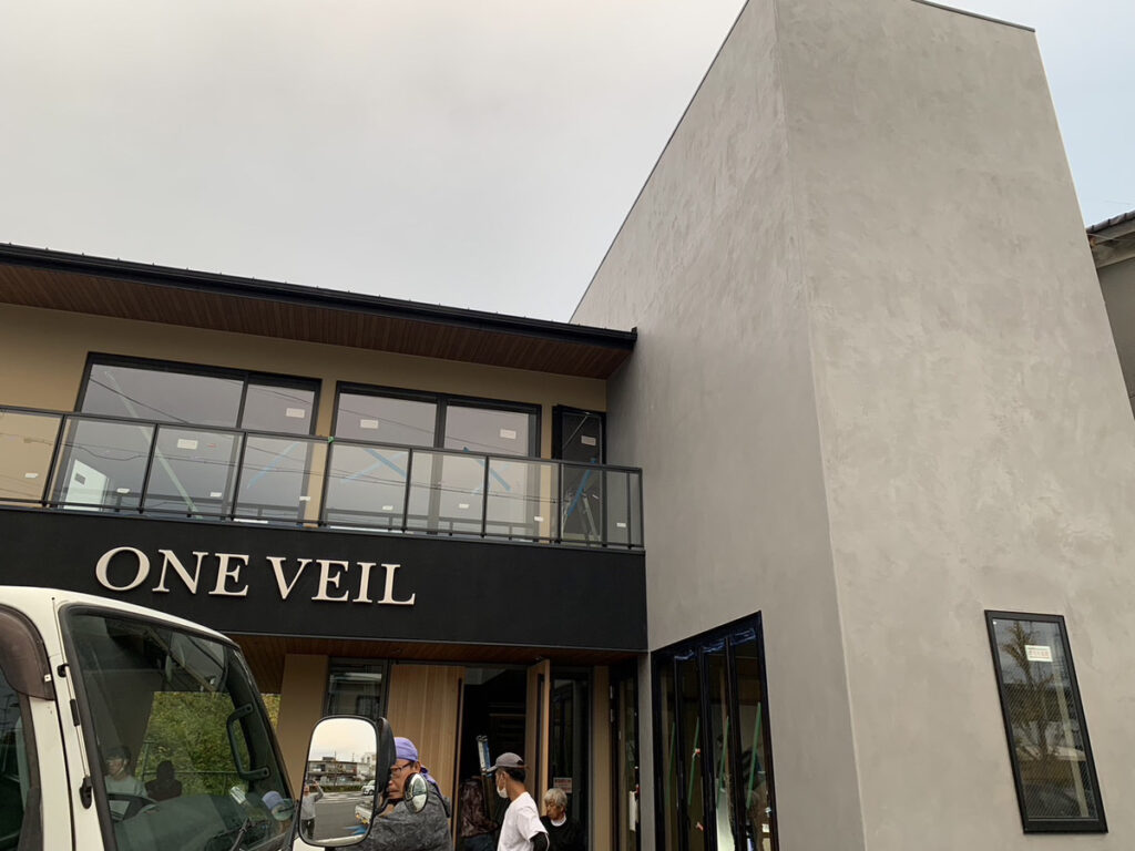 人気のモルタル色で外壁70㎡のモールテックス！　寺井左官工業様｜京都府　施工事例