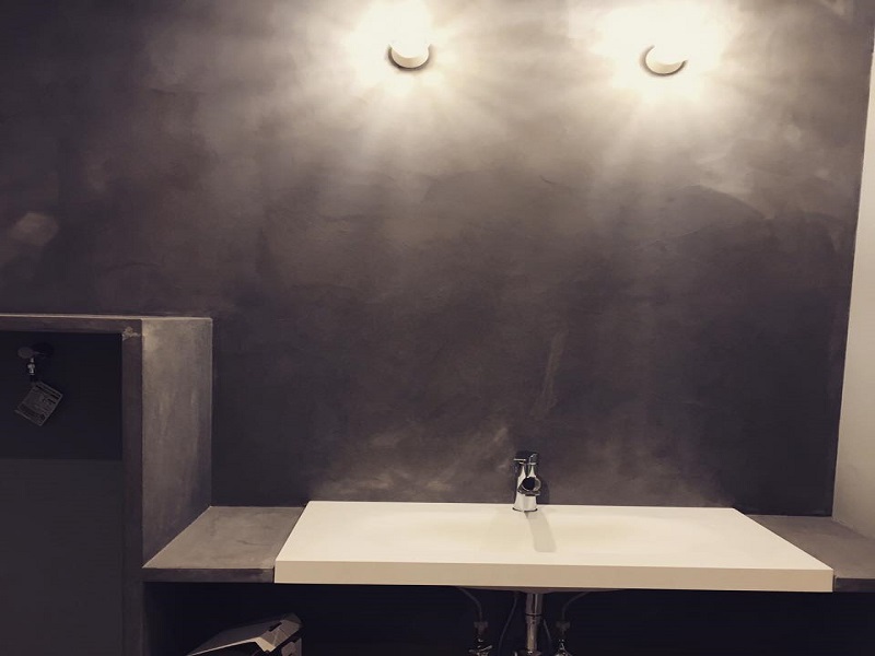 モールテックスの施工事例　ブラックウォール　2018年　愛知　