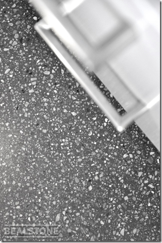 ビールストーンで洋風な床に