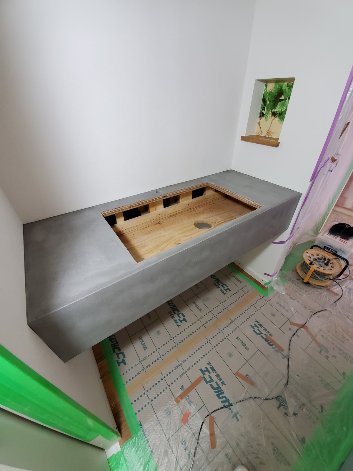 柔らかみと落ち着きのある洗面台をモールテックスで